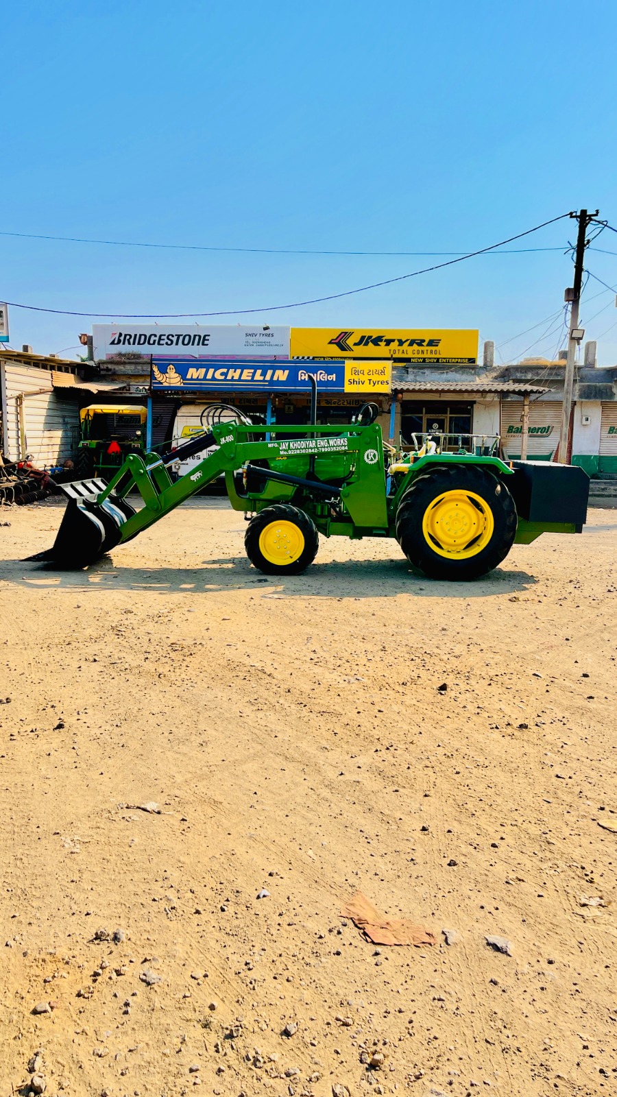 Heavy Duty Tractor Loader (35–60 HP)